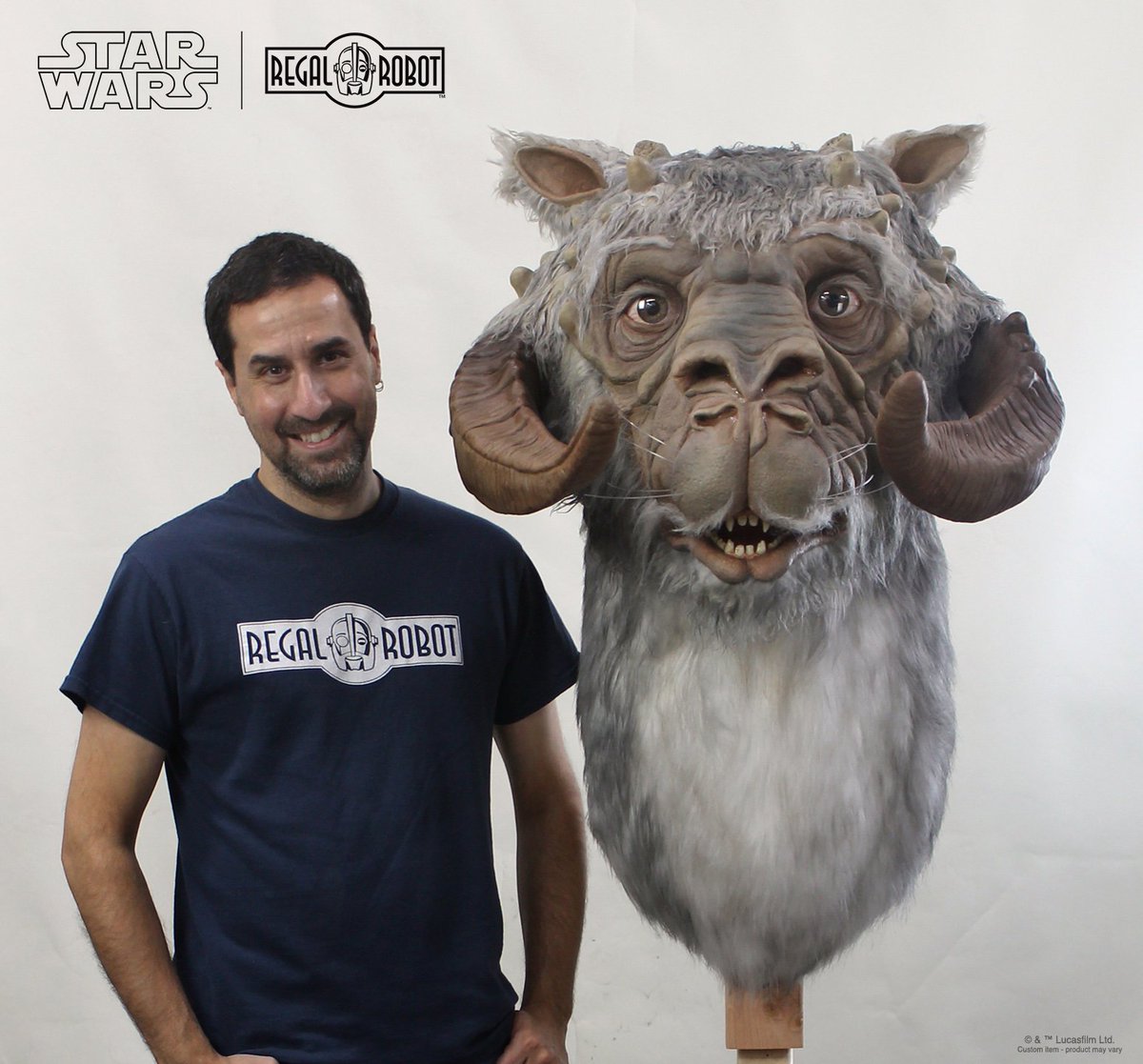 TomSpinaDesigns's tweet photo. Are you following our other business @regalrobot? Themed furniture, official replicas, unique decor...we're doing it all over at https://t.co/TduCAyu5co!
#art #themeddecor #starwars #indianajones #geekdeco #furniture #fancave https://t.co/HLAlllKows