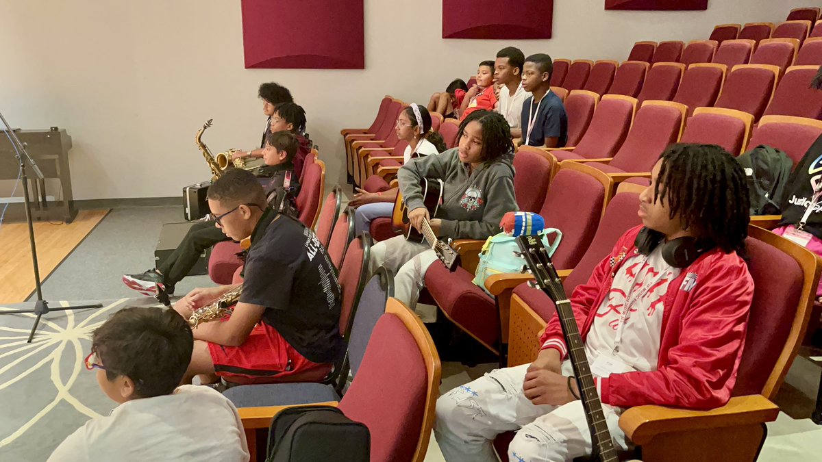 MusicF2f's tweet photo. We finished another amazing F2F Music Summer Camp! Our “campers” blew us all away today with a stellar finale concert! Look for more photos and videos soon on our social media channels! #F2FMusicSummerCamp #musicstudents #STEAM @WeAreHCCS https://t.co/TjuDdmJgm0