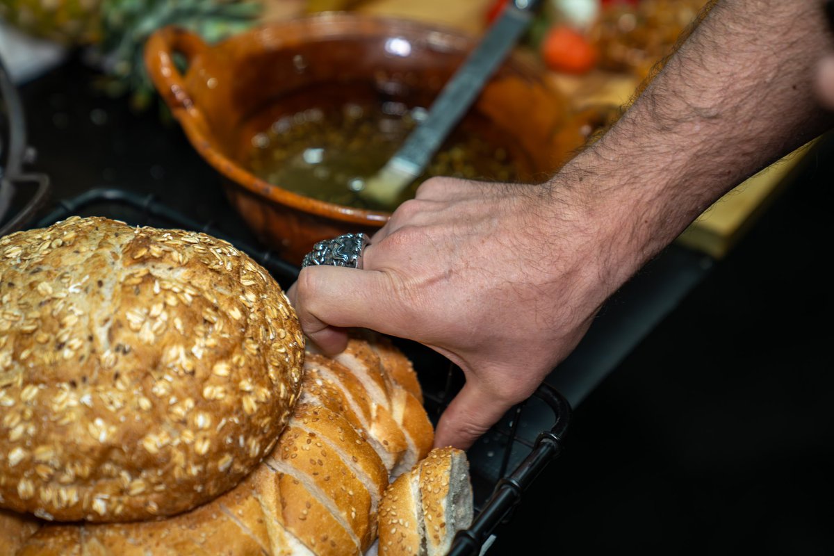 Gracias <a href="/elchefdelplacer/">elcheffdelplacer</a> por llevar estas delicias a la premiere de <a href="/serieswingers/">Swingers, un estilo de vida - La serie</a> 🎬👨‍🍳