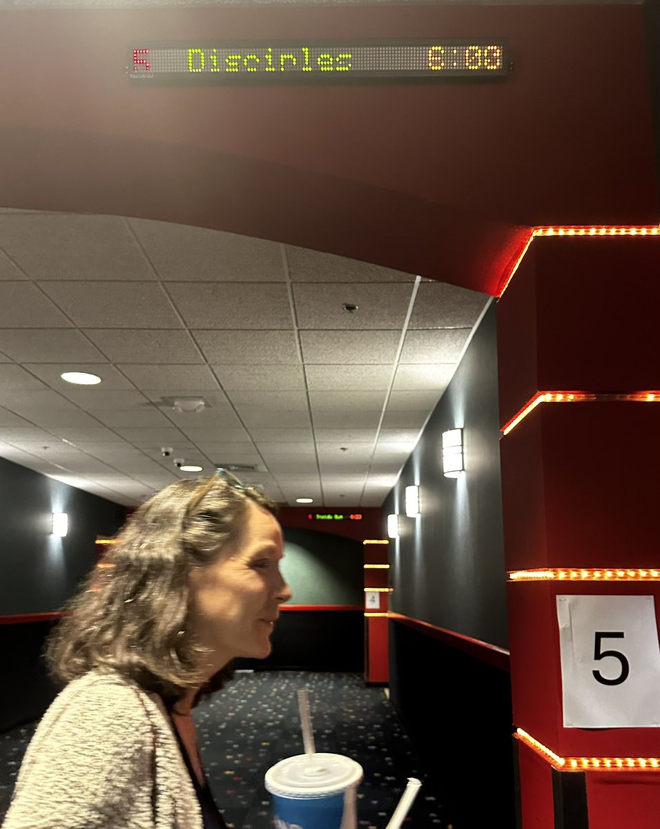 Went to see this great movie, Disciples in the Moonlight! It was powerful. If you ever wanted to know what could happen if the Bible was viewed as illegal, you have to see this. Great twist too. <a href="/StarDawgs/">StarDawgs</a> <a href="/darcydonavan/">DarcyDonavan.x</a> #GiversGain