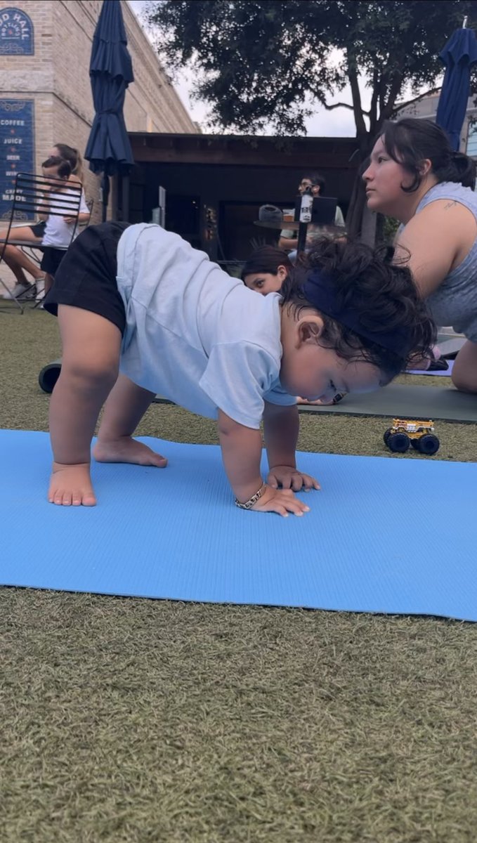 Lzzrmn's tweet photo. In our yoga era 🧘‍♀️🪬🧿 https://t.co/txpklWUqqz