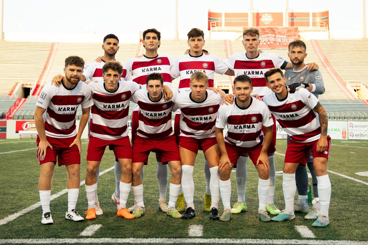 lrrangers's tweet photo. 1’ | It’s playoff time in the Rock!

🦌0-0🦁

#LRRvAHFC | #lrrangers | #path2pro | @USLLeagueTwo https://t.co/PY8FEpkBPp