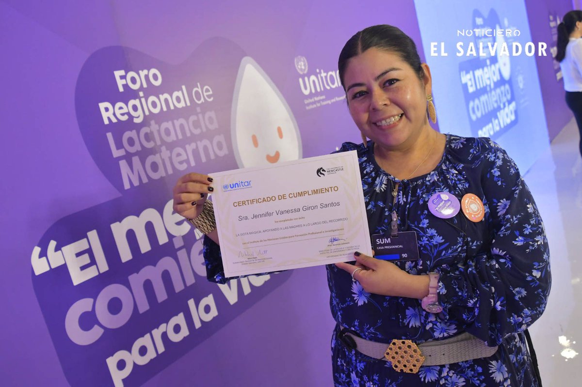 NoticieroSLV's tweet photo. .@UNITAR destacó el compromiso de la Primera Dama de la República, Gabriela de Bukele, con la protección y desarrollo de la Primera Infancia en El Salvador.

Además, las participantes recibieron certificados de cumplimiento por los módulos realizados. https://t.co/nPn3Ewk4nZ