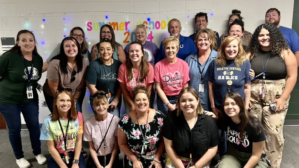 esanders2244's tweet photo. I just spent 5 weeks totally out of my comfort zone with these wonderful people. We brought joyful learning to 150 Decatur Township 1st-4th graders. Thank you all for making it look easy. I enjoyed every second. https://t.co/3tKmSI5TIa