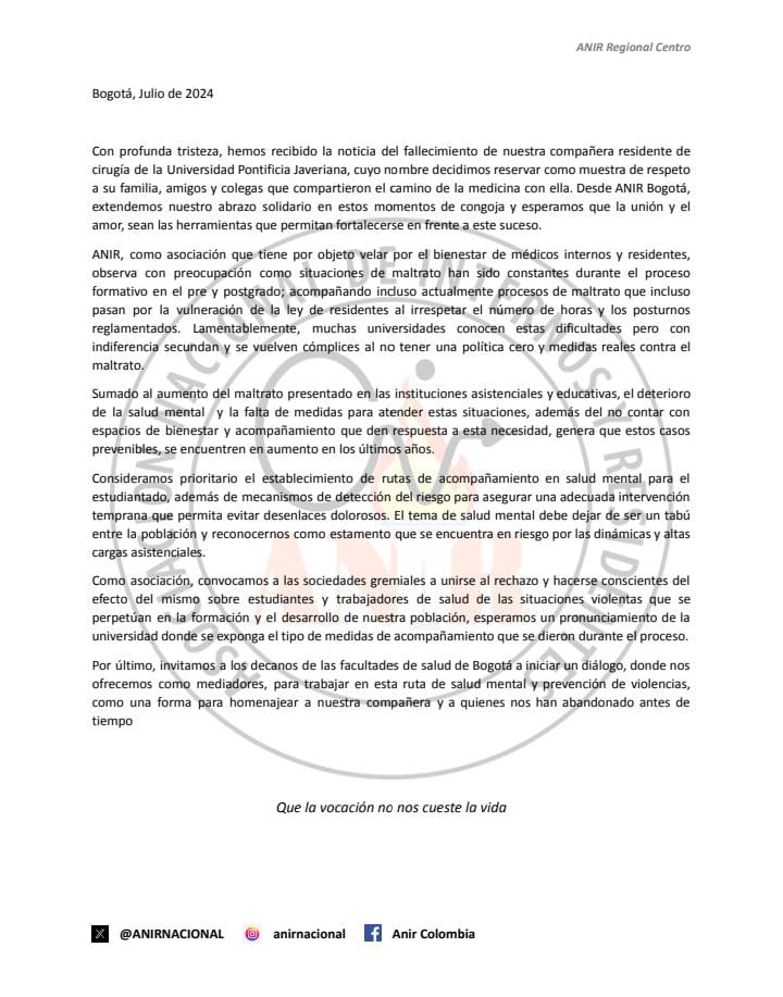 ANIRNACIONAL's tweet photo. ANIR Bogotá se solidariza en el luto de la comunidad universitaria, y rechaza los actos de violencia que diariamente se viven en nuestra formación

Agradecemos difundir 
* Que la vocación no nos cueste la vida *
@MedicinaPUJ @UniJaveriana @Javeriana919fm https://t.co/FKBrlAJUE3