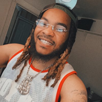 #NewProfilePic https://t.co/57VaCOuuIp<a href="/tag/newprofilepic"class="tags">#NewProfilePic</a>