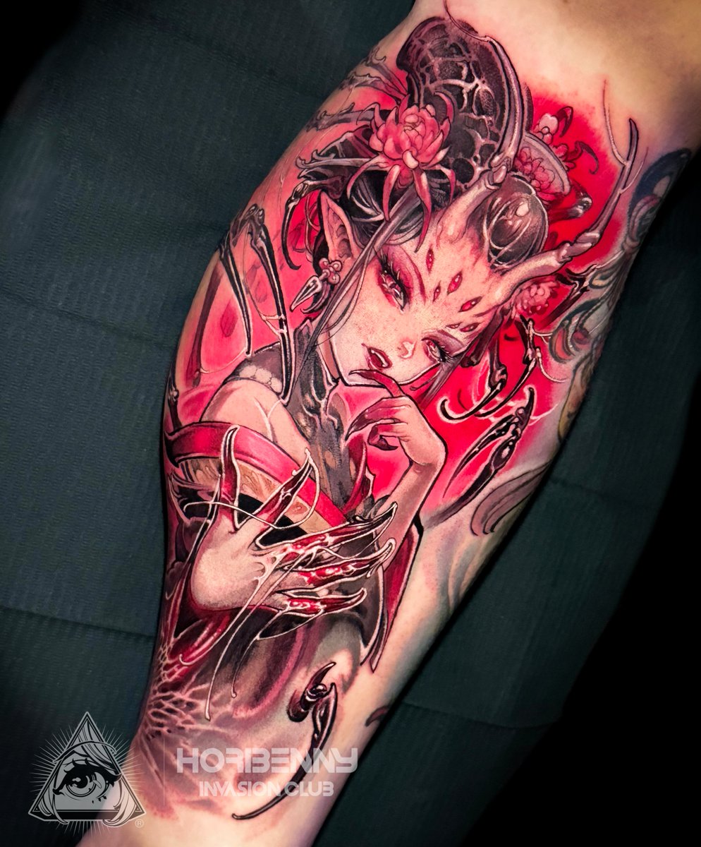 ⛩️ Jorōgumo Oiran - Benitsuki:
“You’re not trapped with me because of fate; it’s just my sheer delight!!”
.
Finished Piece 完成 🕷️💔🔮🌑
.
女郎蜘蛛花魁「紅月」
#OriginalCharacter Tattoos by #HoriBenny at #InvasionClub Osaka, Japan! 👽 Tattooed at @invasionclubjp　#彫紅