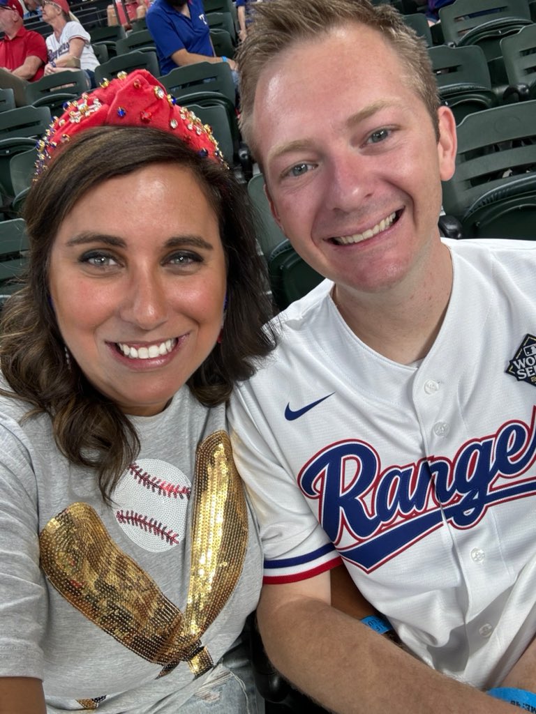 favorite kind of Friday night ❤️⚾️ #globelifeoftheparty <a href="/Rangers/">Texas Rangers</a> <a href="/tjwimp/">Tyler Wimpee</a>