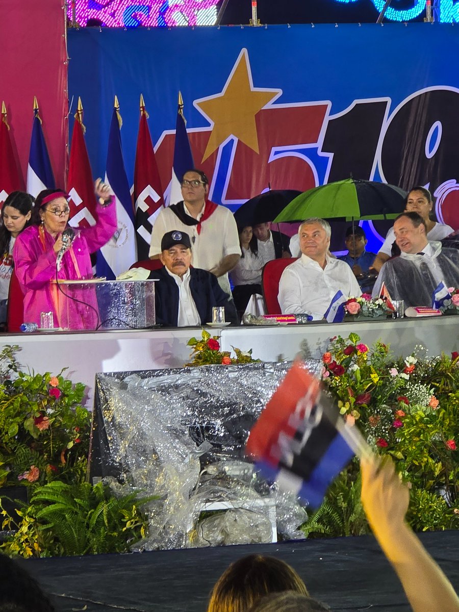 El pueblo Unido Jamas sera vencido!!! 
#UnidosEnVictorias 
#4519LaPatriaLaRevolución