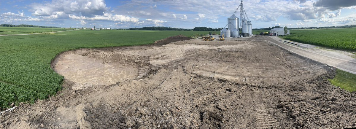 MattBeischlag's tweet photo. Lots of dirt moved in 3 days #shedbuild https://t.co/zq8UjLreaE