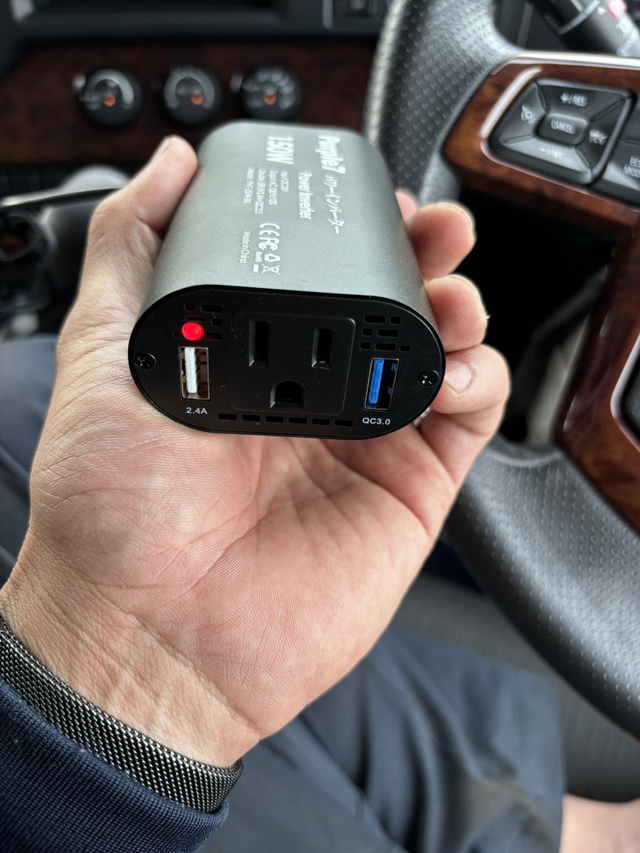 MrMegumilk's tweet photo. コレって12Vで使えるの？
ってか使ってる人います？
12V用のインバーターさしたら機能しないんだけど🫠
誰か知ってる人いたら教えてください🫡 https://t.co/Za1QatVDNq