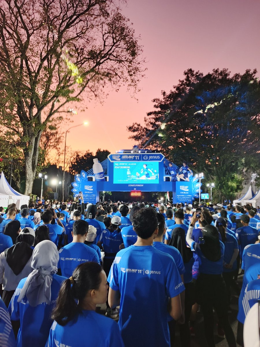MrPohan_'s tweet photo. Secuil keriaan pagi tadi #pocarirunbandung #saferunning #5k semoga thn ini bs war tiket yg 10K or bahkan 21k https://t.co/iTwBjn2Wh2