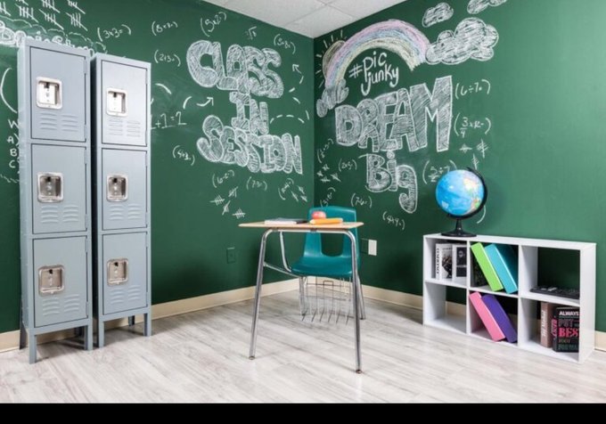 I was looking at selfie studios tonight here in Houston. I am dying to open one myself. I have so many