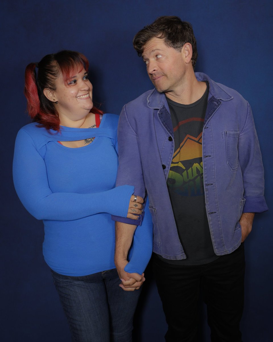 corinaboo323's tweet image. -Will I redo a pose without realizing it? Apparently yes. Yes, I will. #SPNKC #SPNSF