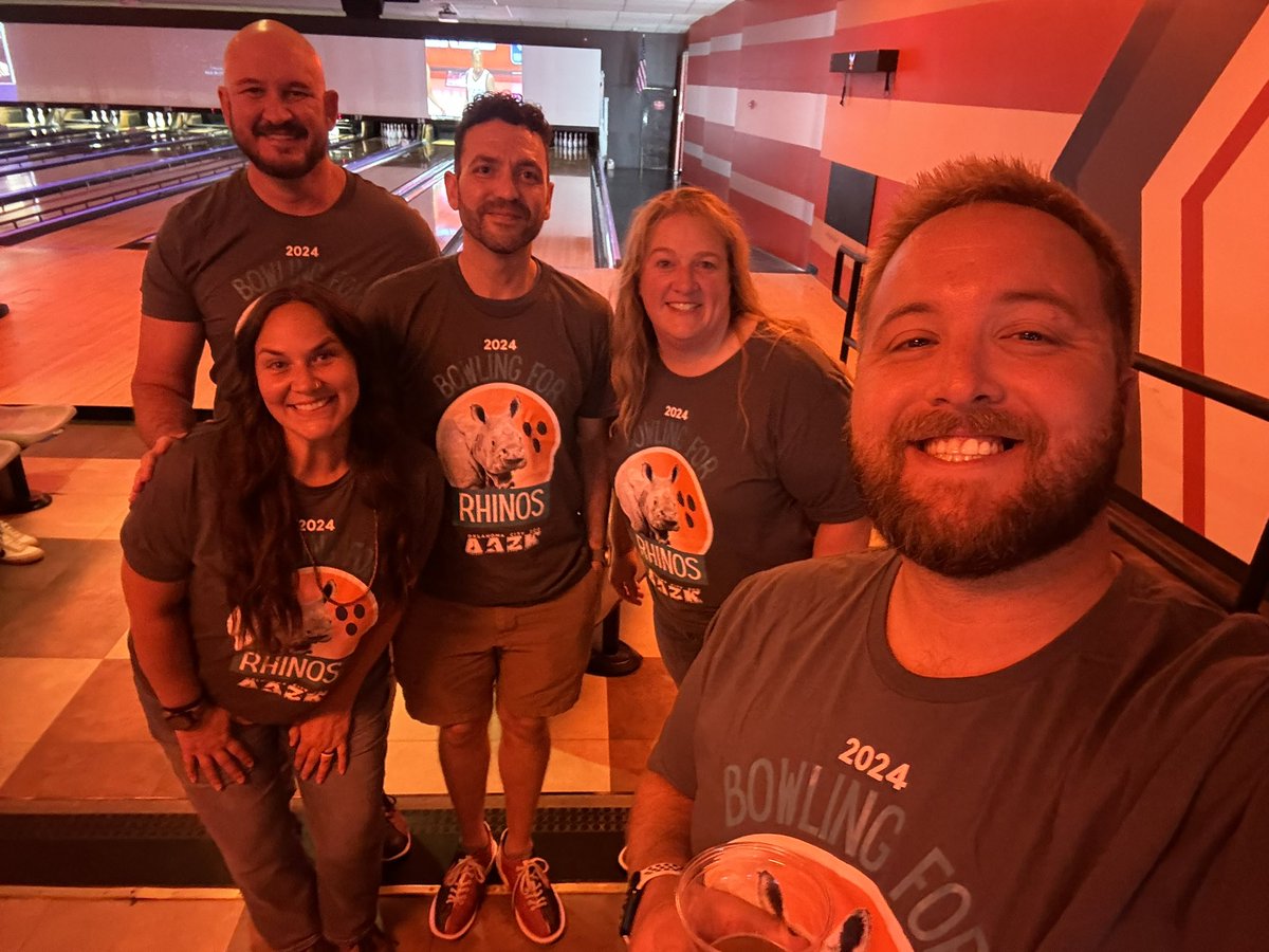 DevinNewsom's tweet photo. Fun night out with the crew for a good cause! 🎳🦏 #BowlingForRhinos @okczoo #Bowlero https://t.co/dnyYY5xPz6