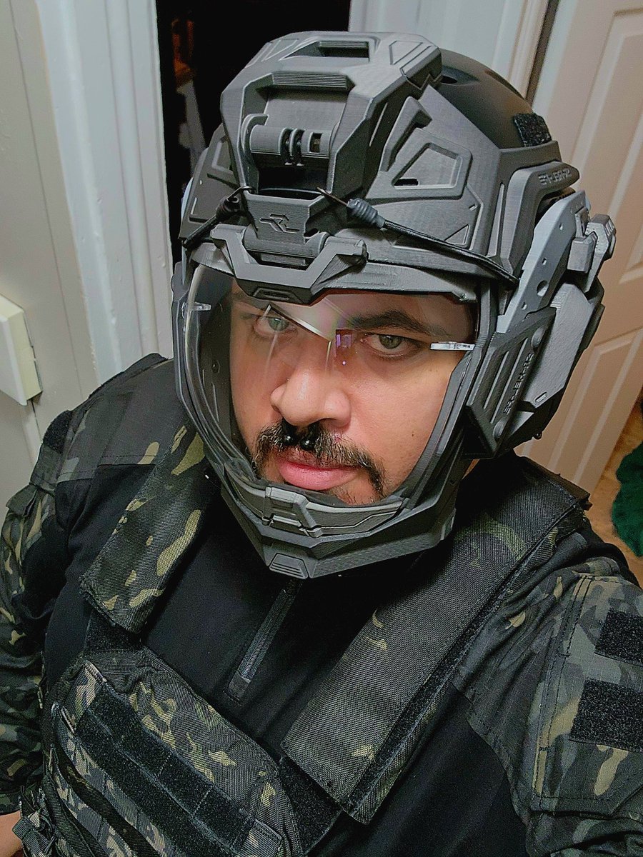 DRONECOMMANDR's tweet photo. Workin on a new street look, DRONE COMMANDR style. Stay tuned...    about made @PupWulf  bust his load when he got to the playspace. 🤣😉 https://t.co/EtAWN1nfbh