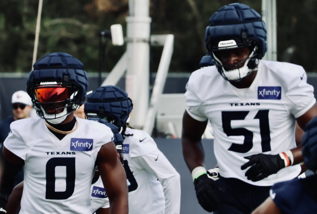BigSargeSportz's tweet photo. A lot has been made about the tandem of Texans DE Will Anderson Jr. and DE Danielle Hunter…But LB Azeez Al-Shaair will help that defense improve and will help Anderson navigate through his second year. #TexansTrainingCamp24 #BigSargeMedia 📸-#BigSarge https://t.co/KcbssNj0LS