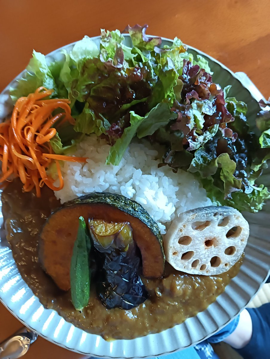 macodropdrop's tweet photo. お昼は古民家Cafeななくにでカレー https://t.co/OQLpzVlpG0
