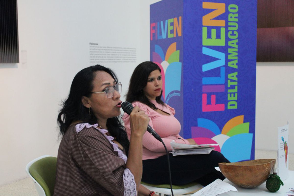 #Filven2024 | Este viernes #19Jul se presentó el libro "Educación propia de los pueblos indígenas seminario latinoamericano 2022", a cargo de Belkis Bigott y Maribel Ypuana.