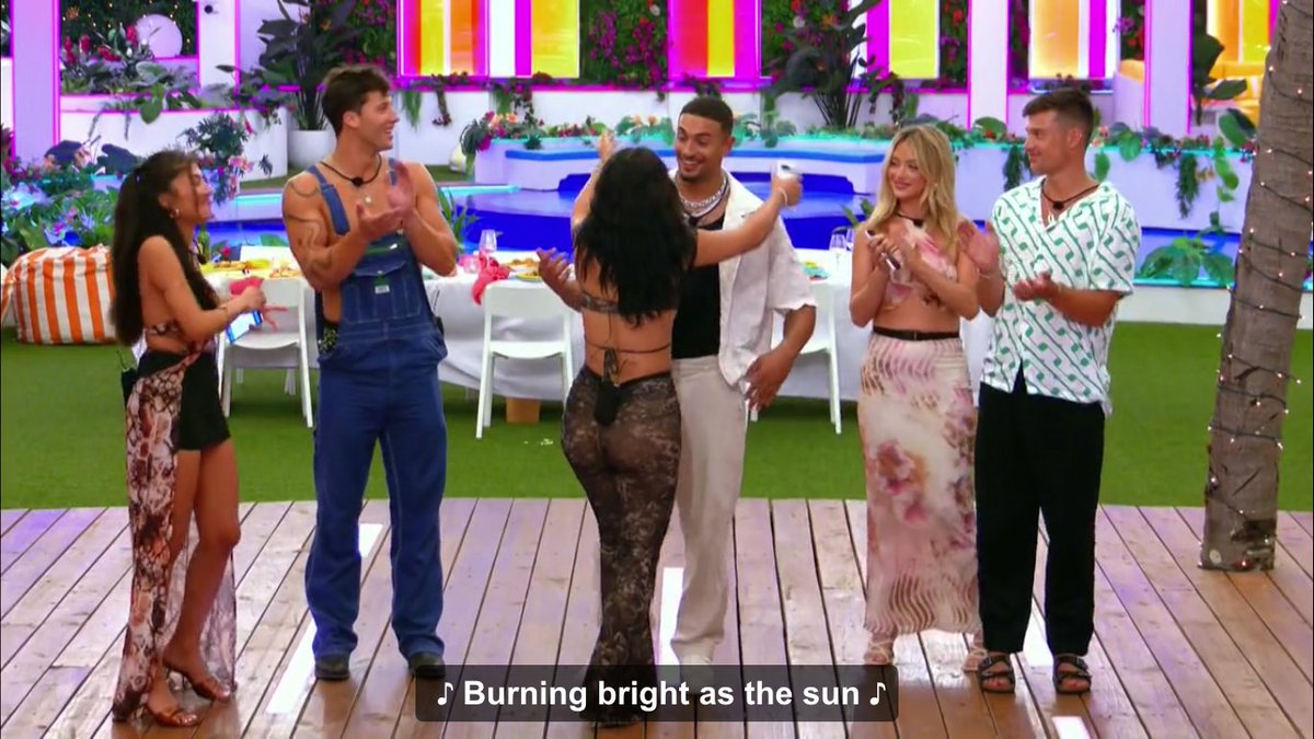 tvgoldtweets's tweet photo. this was actually the cutest moment tonight #loveislandusa https://t.co/wIf4y4Zeei