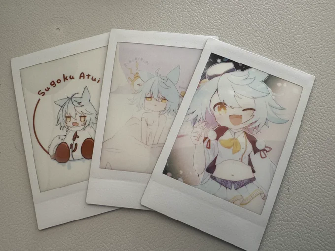 全部購入特典はチェキを一枚プレゼント!・:*+.\(( °ω° ))/.:+※数に限りがあります!・Tシャツ・パスケース・アクスタ・アクリルリップ・シールセットの計5セット(5000えん)をまとめて買ってくれた人限定です!(`・ω・')#C104#アズレン 