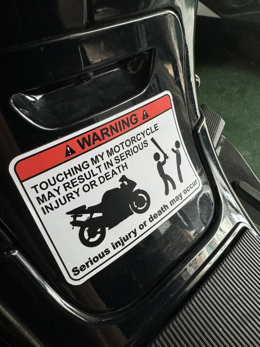 onacit's tweet photo. #Vespa Is this included? https://t.co/6eMkY0dqpr