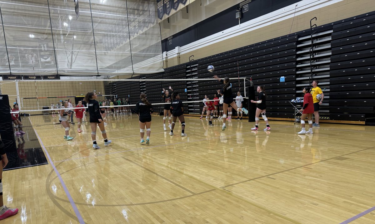 LafJeffVball's tweet photo. Day 1 of Purdue Camp! 
Seen lots of great things and growth among these group of girls!! 
Ready for more volleyball these next two days 🏐
#FAMILY https://t.co/XPji14xpr8