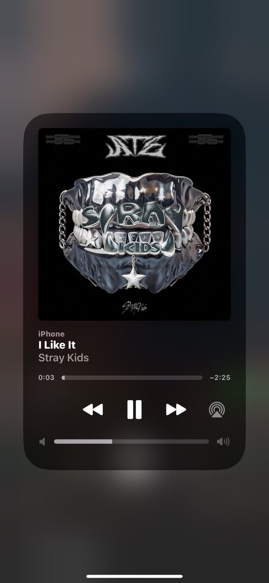 godsmcnv's tweet photo. if you're delusional and gay enough i like it by stray kids is lowkey the other person's pov in casual by chappell roan https://t.co/hWbmTMz7QC