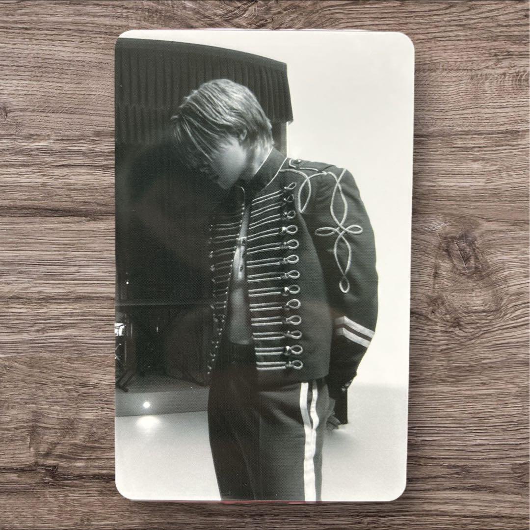 912daze's tweet photo. JIMIN - MUSE 

Korean Lucky Draw LD PCs

✅ Soundwave

Photo from Mercari Japan https://t.co/iM796XLPQU