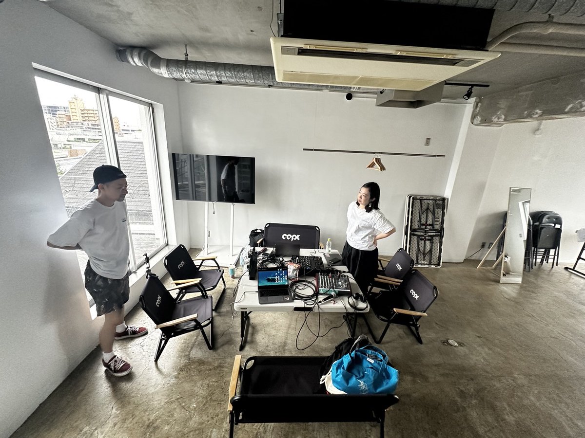 melunn_'s tweet photo. ついに OPEN1 Radio に呼んでいただきました！
episode26では、私の音楽の歴史や、
どんなサンプルを使うかなどのお話をしています。
ぜひ聴いてみてください🎧

https://t.co/39omokckqg https://t.co/LysUOAg02y