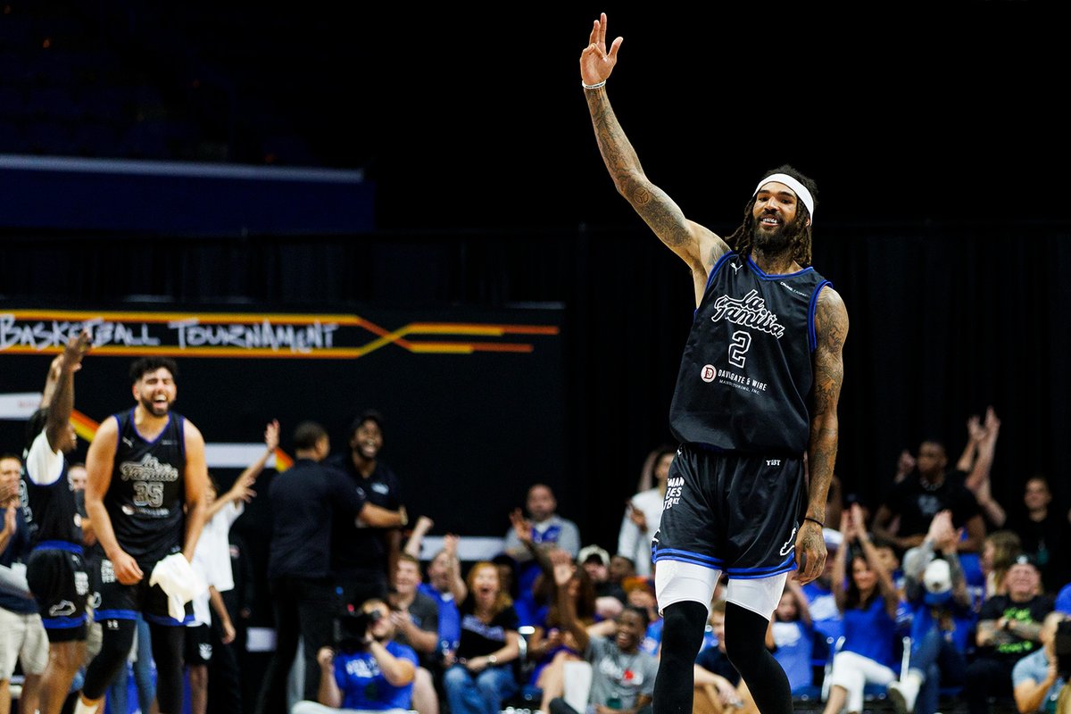 KentuckyMBB's tweet photo. .@LaFamiliaTBT advances in @thetournament | 82-56.
They're back in @Rupp_Arena on Sunday, July 21 at 2 p.m. ET for Round Two vs. The Nawf.
🎟️🔗 https://t.co/6AwcGN9jsy https://t.co/O9vmSY98Ea