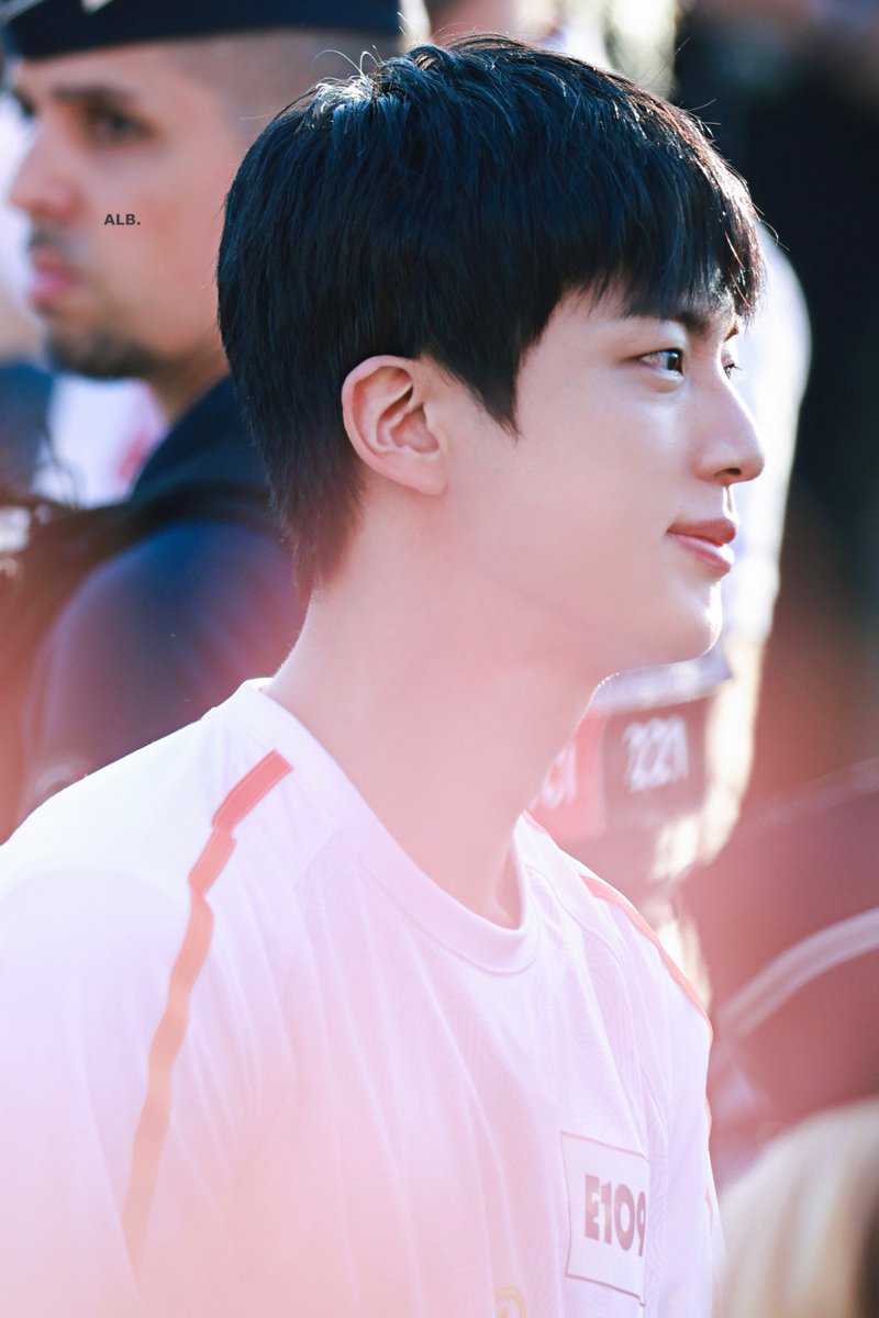 ALittleBraver92's tweet photo. 240714

#방탄소년단진 #김석진 #석진 #진 #BTSJIN #JIN https://t.co/yCoSJ1r0Vy