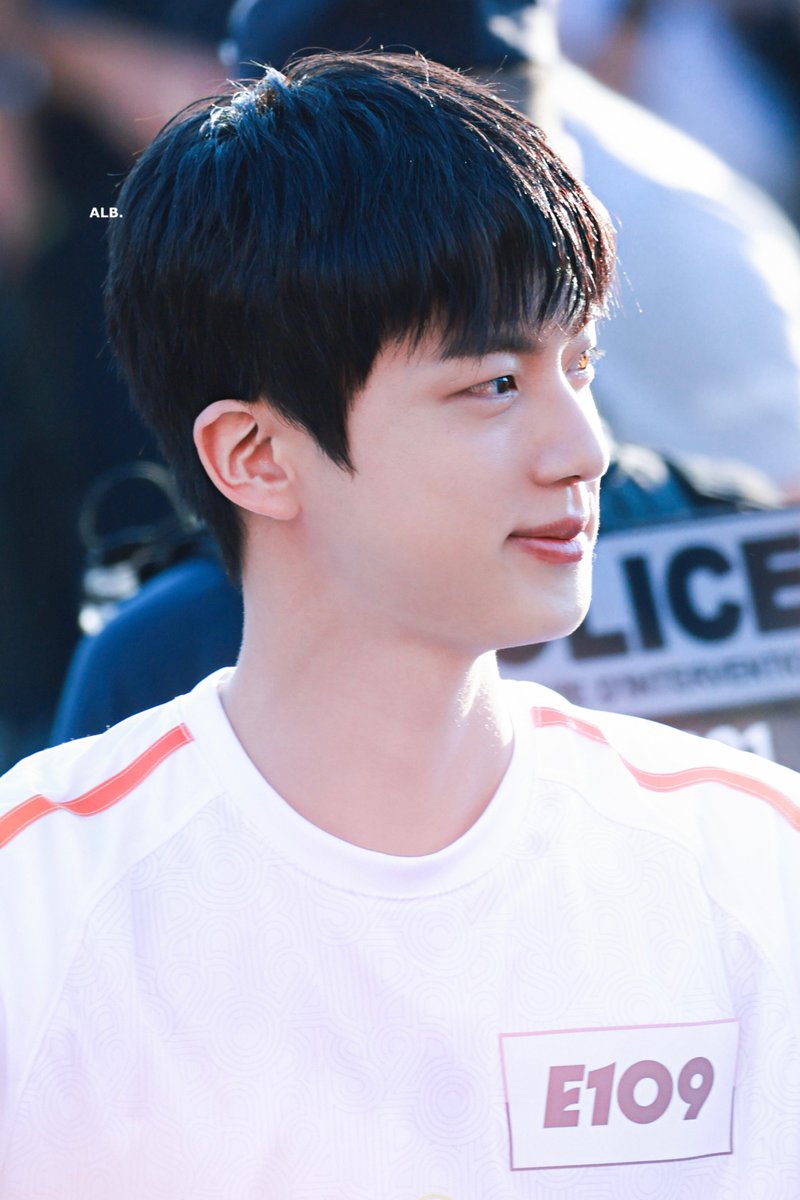 ALittleBraver92's tweet photo. 240714

#방탄소년단진 #김석진 #석진 #진 #BTSJIN #JIN https://t.co/yCoSJ1r0Vy