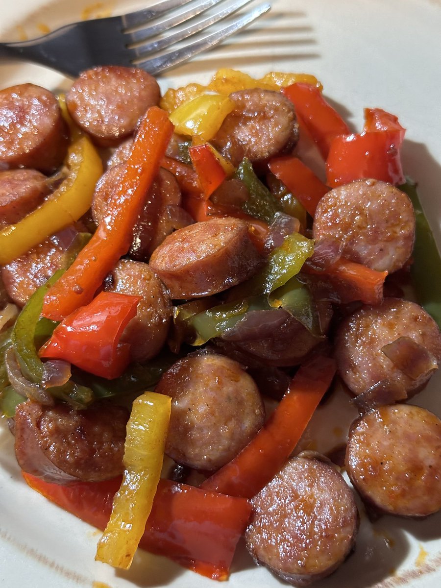 Eric Couch (@bamabass) on Twitter photo Sausage n Peppers for supper! <a href="/ConecuhSausage/">Conecuh Sausage</a> with Red, Yellow and Green Bell Peppers sautéed with Red Onions. Sooo good! 😋😋😋 Sausage n Peppers for supper! <a href="/ConecuhSausage/">Conecuh Sausage</a> with Red, Yellow and Green Bell Peppers sautéed with Red Onions. Sooo good! 😋😋😋