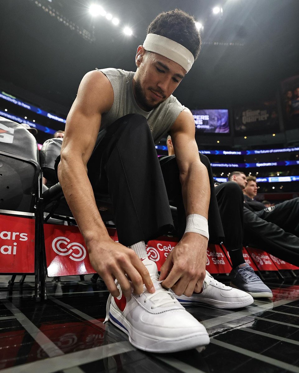Nice Kicks tweet media
