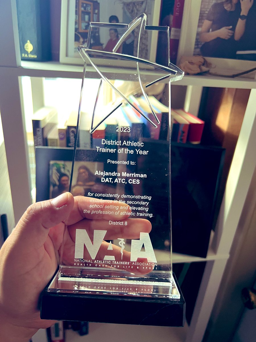 Alejandra Merriman, DAT, ATC, CES tweet media