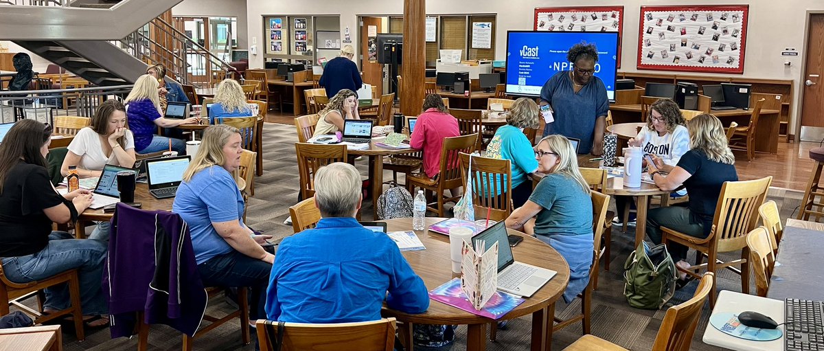 Time learning and planning with my amazing HCS library peeps!

<a href="/HardinCoSchools/">Hardin County Schools - Kentucky</a>