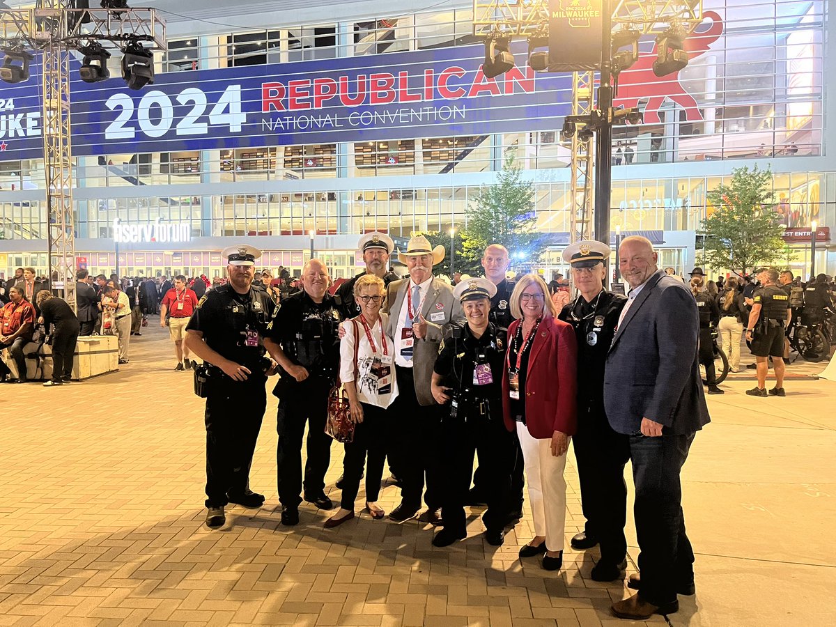 Cindy Abrams tweet media