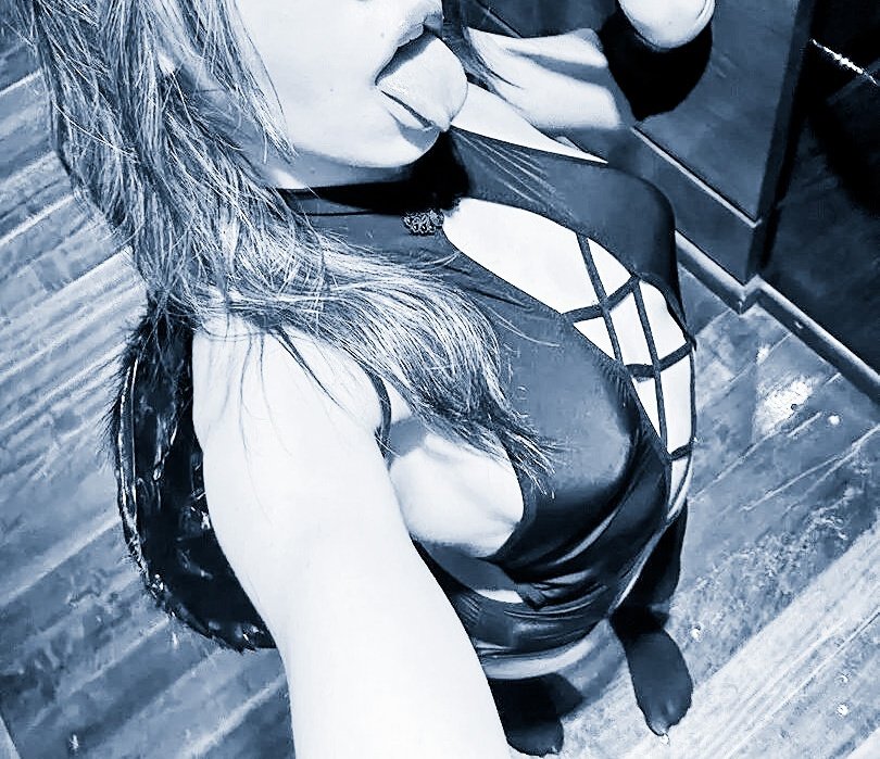 D0NUTSTACKING's tweet photo. ㅤㅤㅤ
ㅤㅤ"catch me on the dance floor losers." 
ㅤㅤㅤ https://t.co/aG9MHwSYFZ