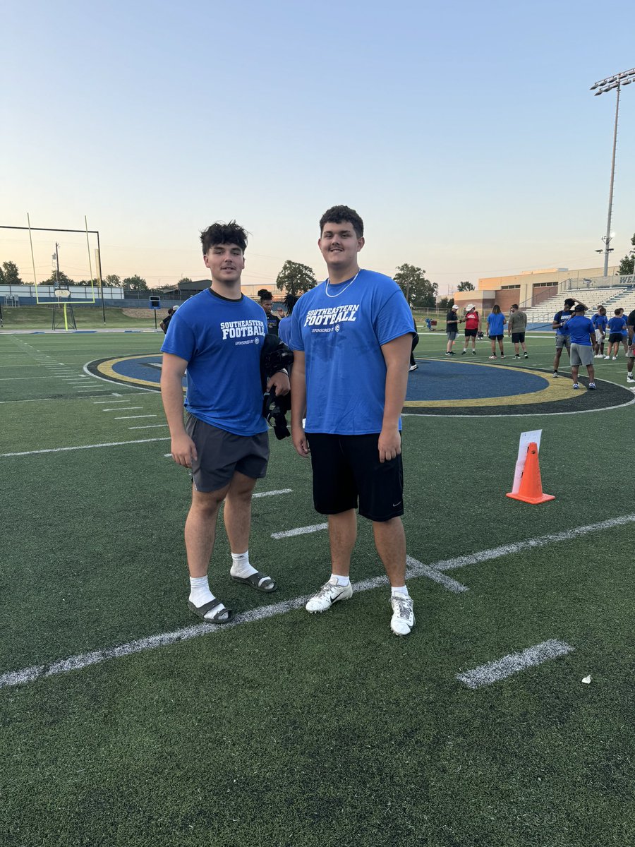 Had an amazing time at <a href="/SavageStormFB/">Savage Storm Football</a> camp, great competition and awesome drills @RainwaterAlex <a href="/greenkarson/">Karson Sparrow</a> <a href="/joshaleman33/">Joshua Aleman</a> <a href="/Coach_Gramling/">Garrett Gramling</a> <a href="/seancooper_C4/">Sean Cooper</a>