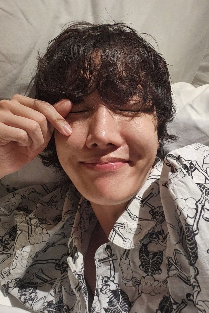 corinthiansgi's tweet photo. FINALMENTE!! ☀️🚨

SAÍMOS DA CASA DOS 90! 🎉 FALTAM 89 DIAS PARA TERMOS NOSSO SOLZINHO DE VOLTA 

#HOSEOKCOMING #hobi #hoseok https://t.co/reGEjXGsb4