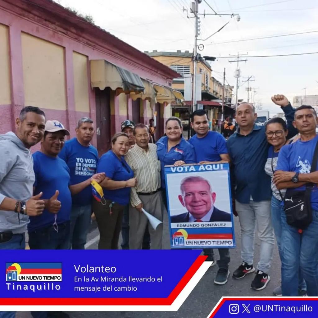 UNTinaquillo's tweet photo. #19Jul | Volanteo en la Av. Miranda  de Tinaquillo llevar el mensaje del cambio con @EdmundoGU 
Junto a equipo de la estructura de UNT Tinaquillo.

#SomosUnt #votoxvnzla
#democracia https://t.co/BIMImxBEEj