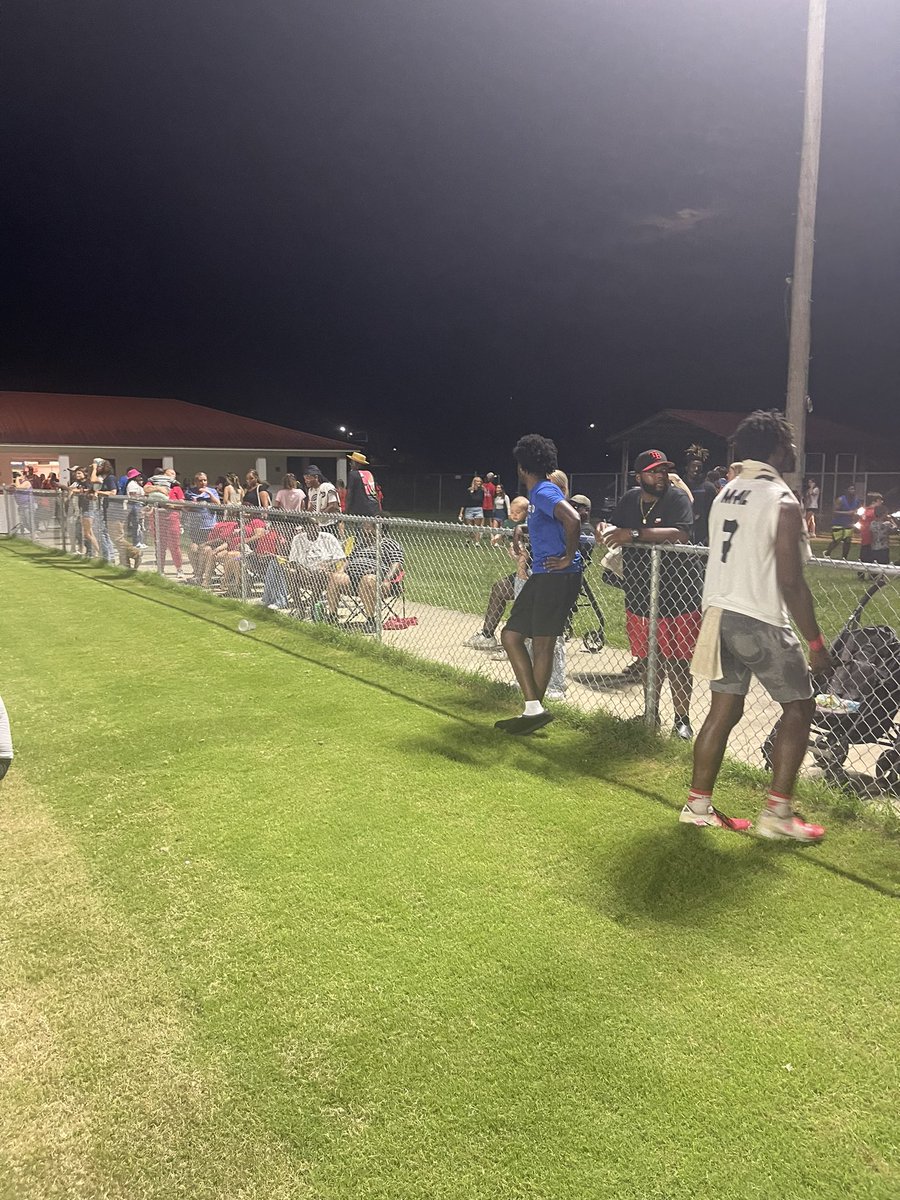 Coach Brad Waggoner tweet media