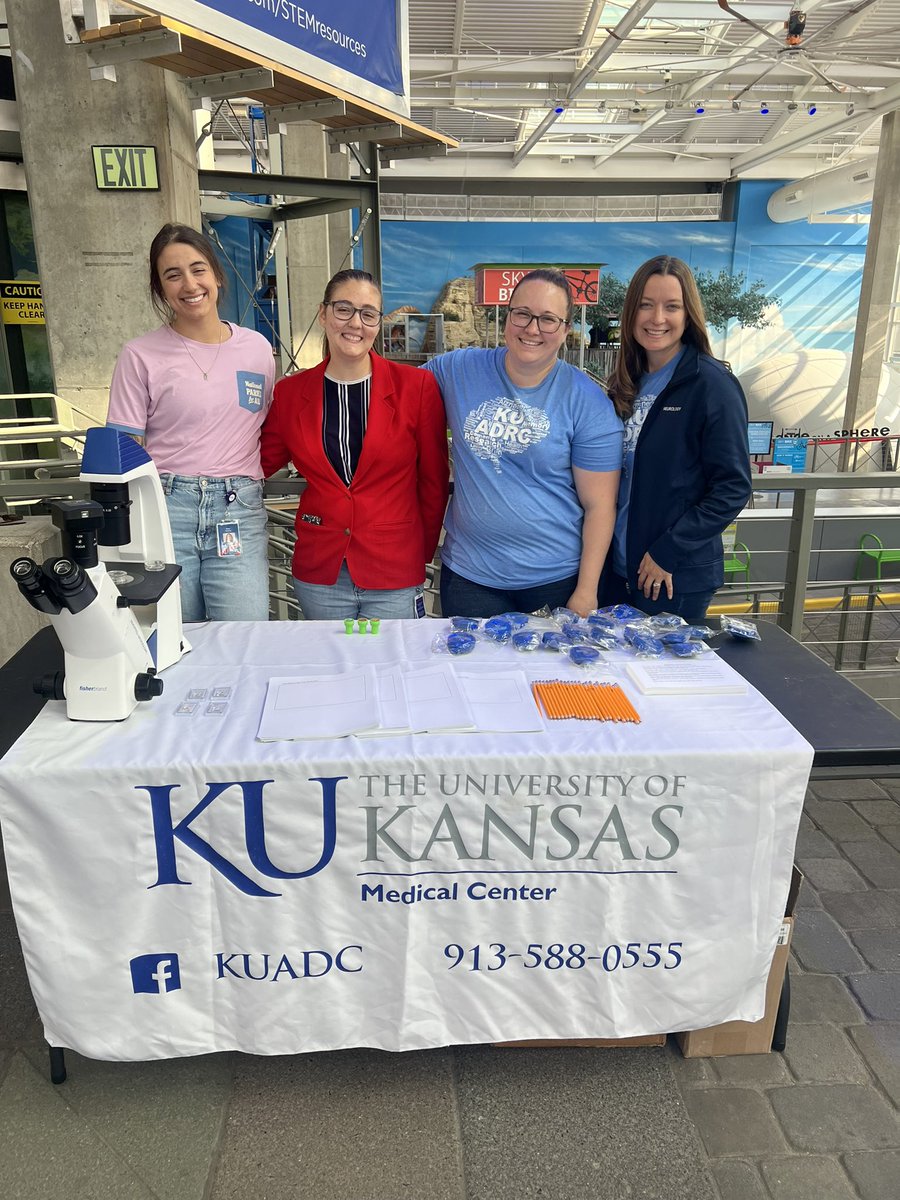 Heather Wilkins (@drheaterw) on Twitter photo We had fun at science city teaching middle schoolers about neuroscience and how to use a microscope! <a href="/morrisjillk/">Jill Morris</a> <a href="/KUALZ/">KU Alzheimer's Disease Research Center</a> <a href="/ScienceCityKC/">Science City</a> We had fun at science city teaching middle schoolers about neuroscience and how to use a microscope! <a href="/morrisjillk/">Jill Morris</a> <a href="/KUALZ/">KU Alzheimer's Disease Research Center</a> <a href="/ScienceCityKC/">Science City</a>
