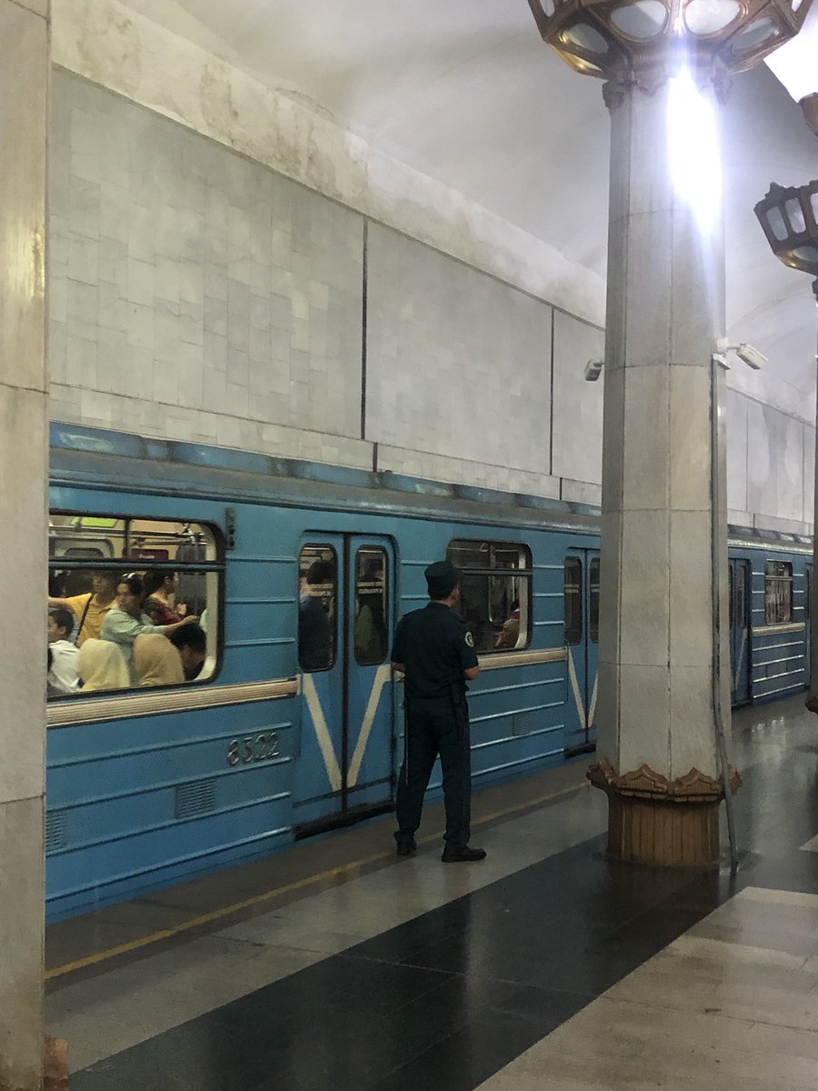 Delmanypanda's tweet photo. Tashkent metro don’t need to look this lit 🔥😩 https://t.co/yzUGXaekkV