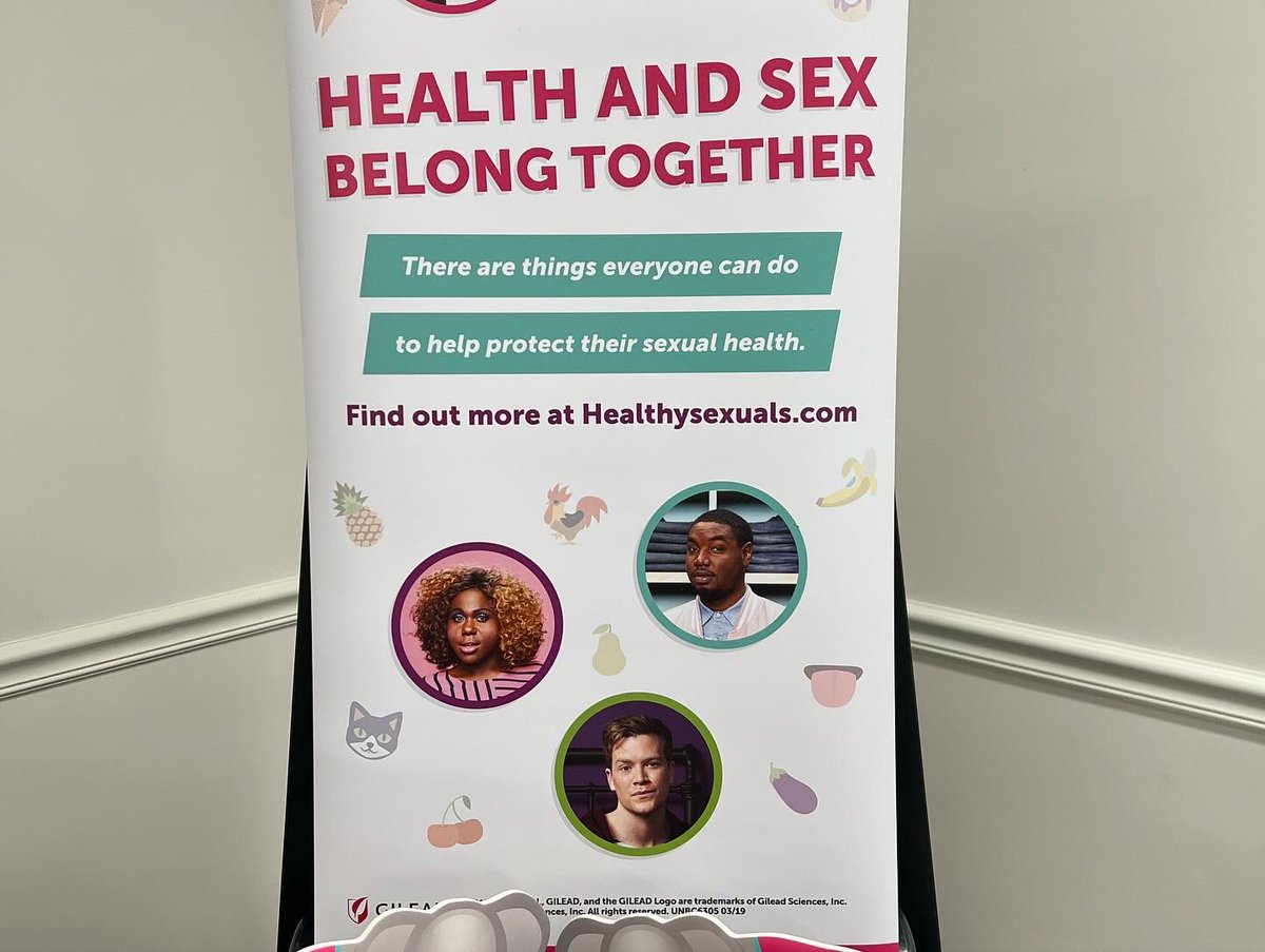 Explicitly Me discussed and painted the elephant in the room; women’s health and stigmas around HIV testing. 🫶🏿🫶🏾🫶🏽🫶🏼 #hivawareness #lesbiansofcolor #communityhealing #womanempowerment #yummyfood #ExplicitlyMe