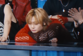 ciouuus's tweet photo. me the last 30 min of work just wanting to go home and watch chk chk boom 20 more times https://t.co/DAmrF0bKtG