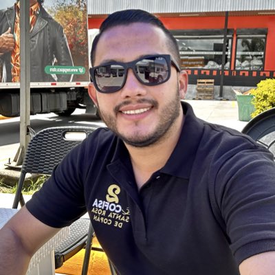 Mlc_97's tweet photo. #NuevaFotoDePerfil https://t.co/vMb294Lspk