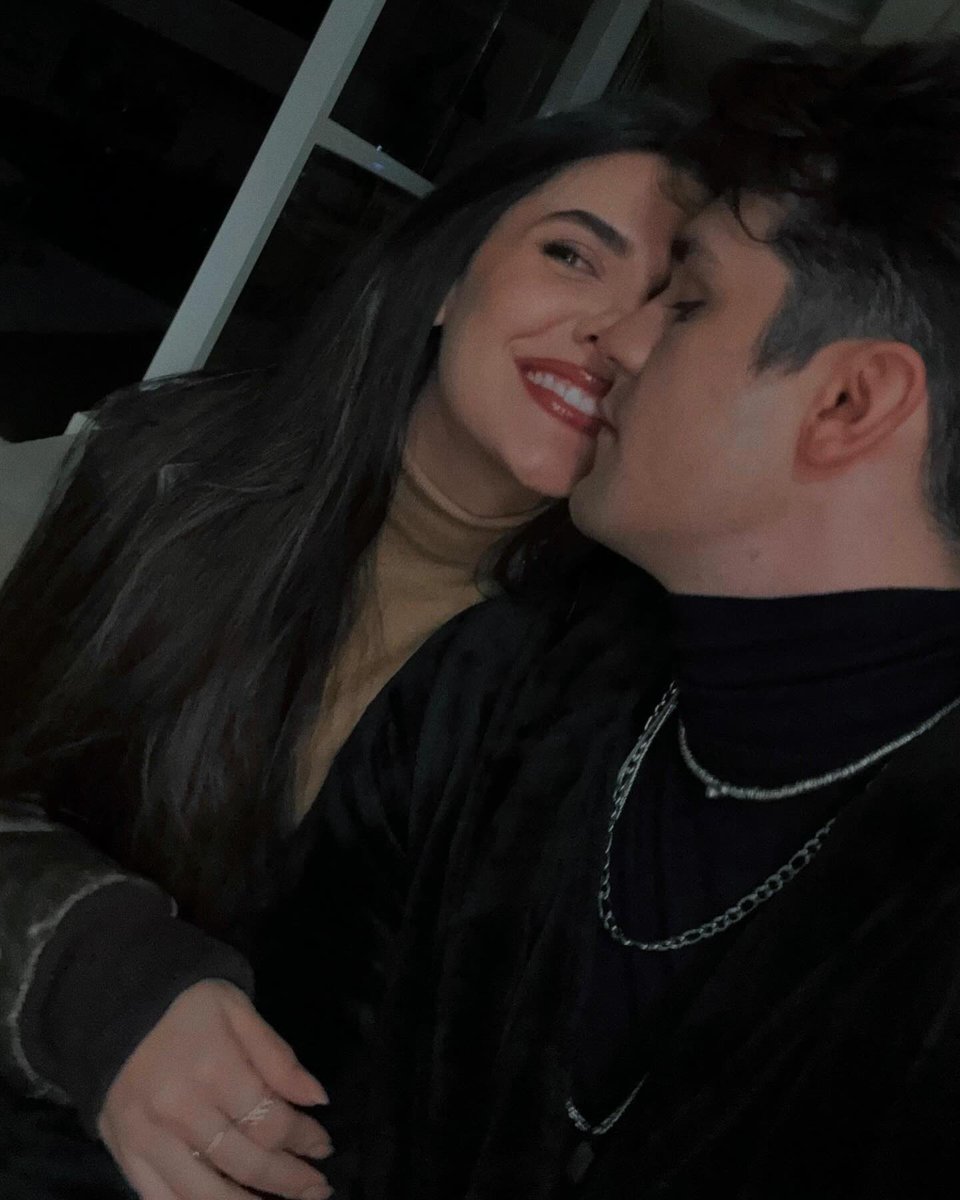 ReasonLS2's tweet image. Meus Denguinhos 🥺❤