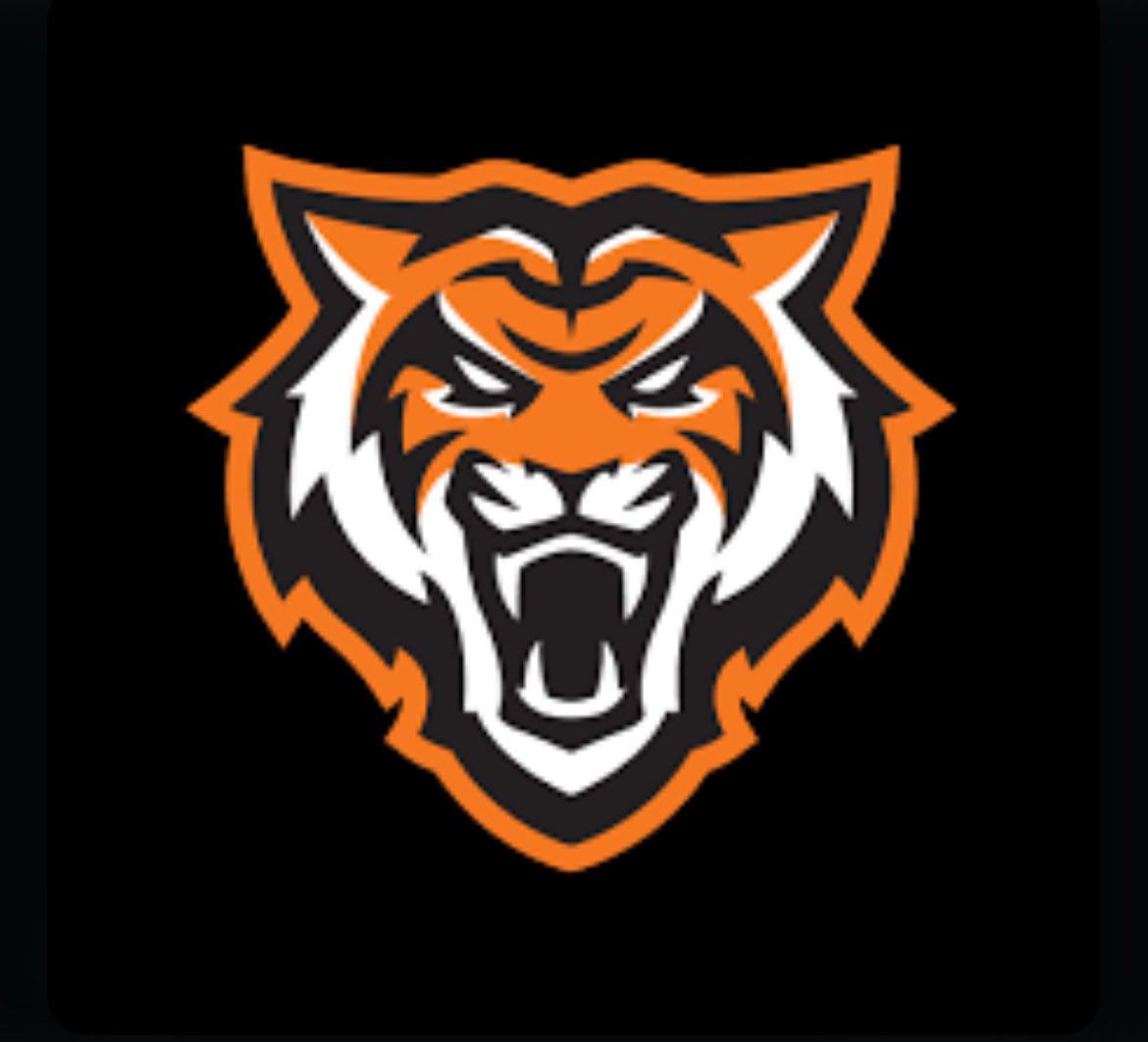treshorty2's tweet photo. After a great Camp and visit Im excited to announce that I have received my Second Division 1 offer to Idaho State University.💰 #AG2G 
@WFCoachCampbell @KelvinHunter21 @WilliamsFieldAD https://t.co/IahUmTTIyv